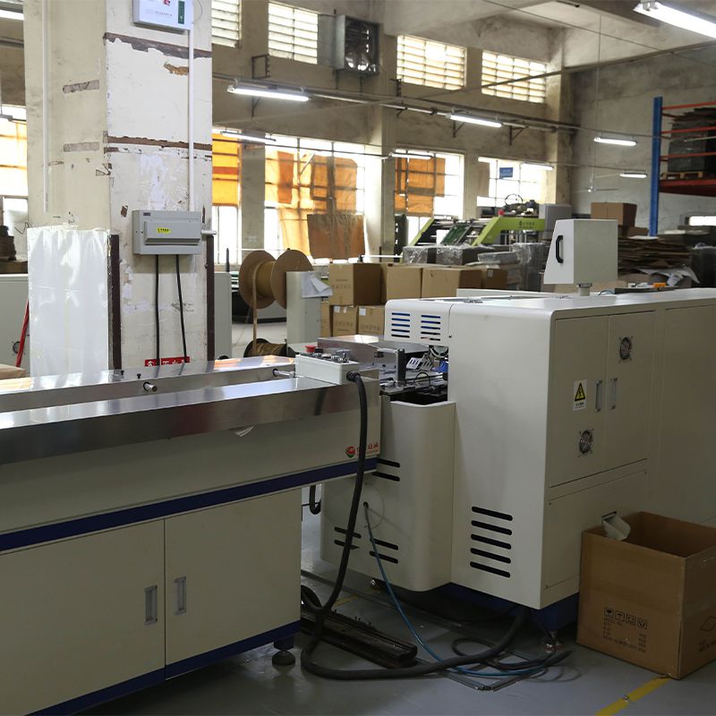 全自(zì)動台曆線圈(quān)機